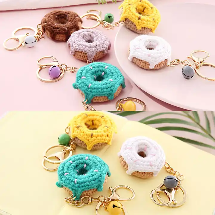 großhandel 100% baumwolle garn handgemachte häkeln donut anhänger für  frauen mädchen häkeln puppe key chain zubehör