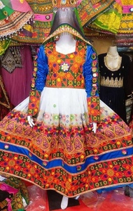 ชุดเดรสแบบดั้งเดิมของชาวอัฟกัน งานแฮนด์เมดจาก AJM TRADE HOUSE ดีไซน์สวยงามมาก ขายดี - Product Image 2