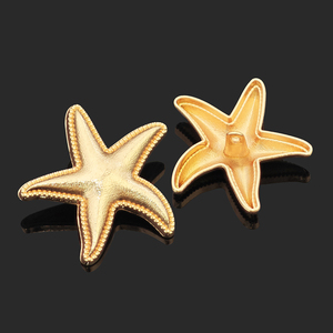 Botones de metal personalizados de fábrica para ropa, con forma irregular de concha marina, estrella de mar y otras formas especiales. - Product Image 4