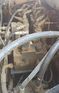 ฮุนได150-9T รถตีนตะขาบมือสองทั่วโลกใช้กับเครื่องยนต์ Cummins สภาพดีราคาถูก - Product Image 3