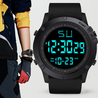 Montre numérique de sport pour homme à prix avantageux, chronomètre, lumineuse, résistante à l'eau 3BAR, bracelet en TPU souple, dos en résine, rétroéclairage, alarme électronique