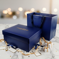 Boîte à sacs pliables en papier écologique avec logo doré personnalisé de luxe, ensemble cadeau, sacs de shopping bleus haut de gamme, chaussures, fourrure