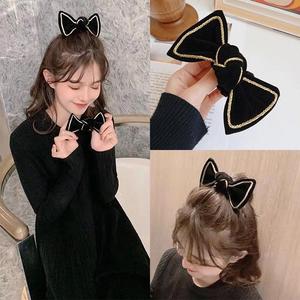 Pinza para el pelo de terciopelo estilo coreano con lazo grande de doble capa, pinza de resorte, accesorio para el pelo con lazo estilo retro para mujer, lujo ligero. - Product Image 4