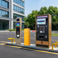 Système de stationnement intelligent tout-en-un personnalisable COMA, barrière ANPR, borne de paiement automatique pour utilisation en parking de détail.