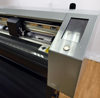 Plotter de Corte de Vinilo y Papel con Pantalla Táctil de 54'' GT-1351SFT, Motor Servo, Contorno Automático y Posicionamiento CCD