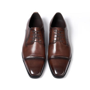 Zapatos de Hombre de Cuero Charol con Remaches Otoñales, Mocasines Modernos de Estilo Británico, Zapatos Casuales de Diseño Único, Calzado de Alta Calidad - Product Image 6