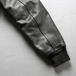 เสื้อแจ็กเก็ตหนังแท้สำหรับผู้ชายเสื้อเบสบอลปักลายปีกตรงจากโรงงาน - Product Image 5