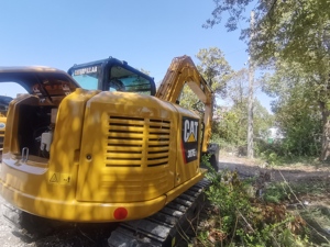 Carter Petite pelle sur chenilles 2016 Modèle 7 T Poids de fonctionnement Moteur et moteur Utilisation polyvalente - Product Image 3