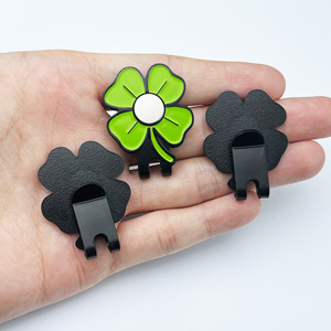 Clip Magnético para Gorra de Béisbol con Diseño de Trébol de Cuatro Hojas en Metal Esmaltado, Accesorio Decorativo para Adultos - Product Image 4