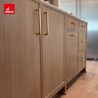 Armoires de cuisine Alland Warm de style minimaliste en chêne blanc massif, style Shaker fin, lignes épurées, construction sans cadre