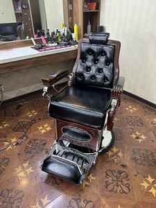 Fauteuil de barbier inclinable pivotant à 360 degrés réglable en hauteur DM Luxury pour salon de coiffure - Product Image 5