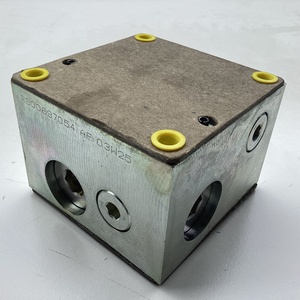 แผ่นเช็คแบบ Pilot Operated รุ่น R900425901 Z4S16-2X NG16 CETOP 07 Sandwich Plate มีสินค้าในสต็อก - Product Image 4