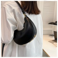 Chaîne en PU de luxe avec logo personnalisé Sacs à main fourre-tout en cuir style rétro bonbon couleurs lettres sous les aisselles à la mode pour femmes