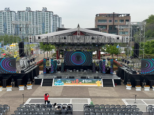 แผงไฟ LED ให้เช่า ขนาด 500 x 500/500 x 1000 มม. มีสินค้าในสต็อก สำหรับติดตั้งภายในและภายนอกอาคาร เหมาะสำหรับฉากหลังเวทีสตูดิโอ งานอีเว้นท์ และการประชุม - Product Image 5
