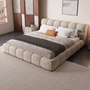 Lit King Size Personnalisé de Style Minimaliste Italien avec Rangement Intégré, Confort Cloud-Touch, Design en Tresse Plissée pour la Maison - Product Image 4