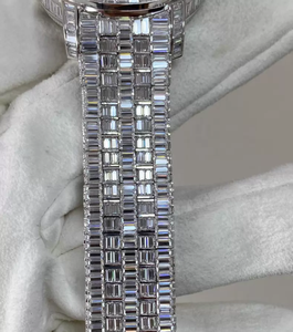 Reloj de Lujo para Hombre con Movimiento Mecánico, Esfera con Manecillas y Diamantes Reales en Oro Blanco de 18K Premium - Product Image 3