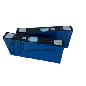 CALB NMCバッテリー<span class=keywords><strong>3</strong></span>.7V 113Ah EV用充電式プリズマティックバッテリーセル、<span class=keywords><strong>3</strong></span>年間の保証付きエネルギー貯蔵 - Product Image 1