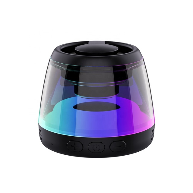 Hot Seller 5W 600mAh Magnetic Design Phone Holder Portable Bluetooth Speaker with RGB Support Duel-device Interconnection