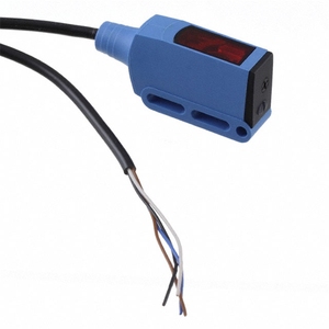 P/N 1049052 เซ็นเซอร์อุตสาหกรรมใหม่และของแท้ SENSOR 200MM NPN DO/LO CABLE - Product Image 1