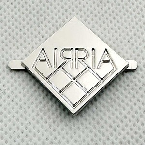 Neostar <span class=keywords><strong>2023</strong></span> Placage Durable Personnalisé Marque Or Découpé Métal Logos Plaque pour Sacs à Main - Product Image 3