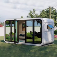 Pods de luxe pour le glamping Petites maisons préfabriquées en acier de 20 pieds et 40 pieds pour l'extérieur Resort Smart Home Room Sandwich Panel Maison Capsule Hotel