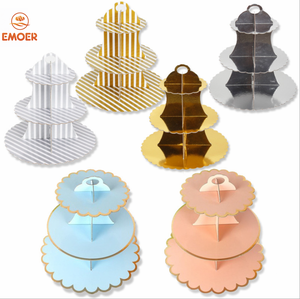 Espositore <span class=keywords><strong>per</strong></span> Torte a 3 Livelli, Rotondo, Pieghevole, Ecologico, in Plastica, <span class=keywords><strong>Fai</strong></span>-<span class=keywords><strong>da</strong></span>-<span class=keywords><strong>Te</strong></span> <span class=keywords><strong>per</strong></span> Feste - Product Image 1