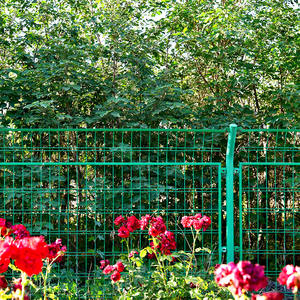 Malla <span class=keywords><strong>de</strong></span> Alambre Metálica <span class=keywords><strong>de</strong></span> Seguridad Galvanizada, Recubierta <span class=keywords><strong>de</strong></span> PVC, Curvada en 3D, Soldada, <span class=keywords><strong>para</strong></span> Cercas <span class=keywords><strong>de</strong></span> Carreteras, Jardines, Terrenos Escolares y Parques Infantiles - Product Image 5