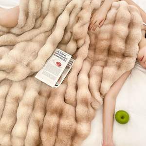 Özel boyut peluş kravat-boyalı süper kalın yumuşak Faux kürk atmak battaniye örme neşeli karakter baskılı hediyeler düz dört mevsim - Product Image 2