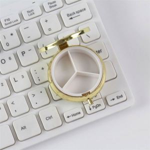 100 pièces prêtes à être expédiées, boîte à pilules ronde en métal à 3 compartiments, PP de qualité alimentaire, argent/or/or rose, 3x2cm - Product Image 1