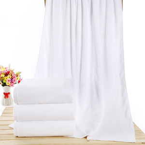 Serviettes de bain blanches 80x180 cm en coton pour hôtel, maison d'hôtes, salon de beauté - Product Image 2