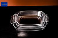 Loyang Panggang Gaya Baru Bentuk Oval Kaca Borosilikat dengan Pegangan Desain Volume Besar Tahan Panas Dapat Digunakan di Microwave Aman untuk Oven