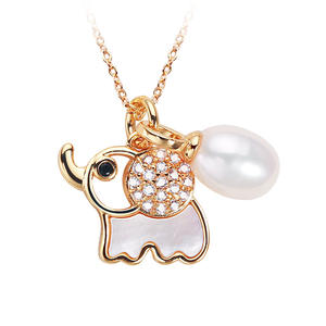 Collier en gros de Zhuji avec pendentif en perle d'eau douce, chaîne de clavicule en forme de poutre d'équilibre, tempérament féminin et girly, charme - Product Image 5