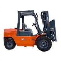 Chariot élévateur robuste de 5,0 t à moteur CPC50, structure stable, véhicule de transport logistique polyvalent, article de fourniture pour entrepôts de grande envergure