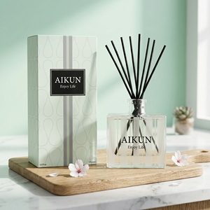 Aikun Distributor Clear Glass <b>Bottle</b> 120ml IP12 Formula Fresh Fragrance Elegant Gift Box Reed <b>Diffuser</b> Set for Home Decor - Product Image 1