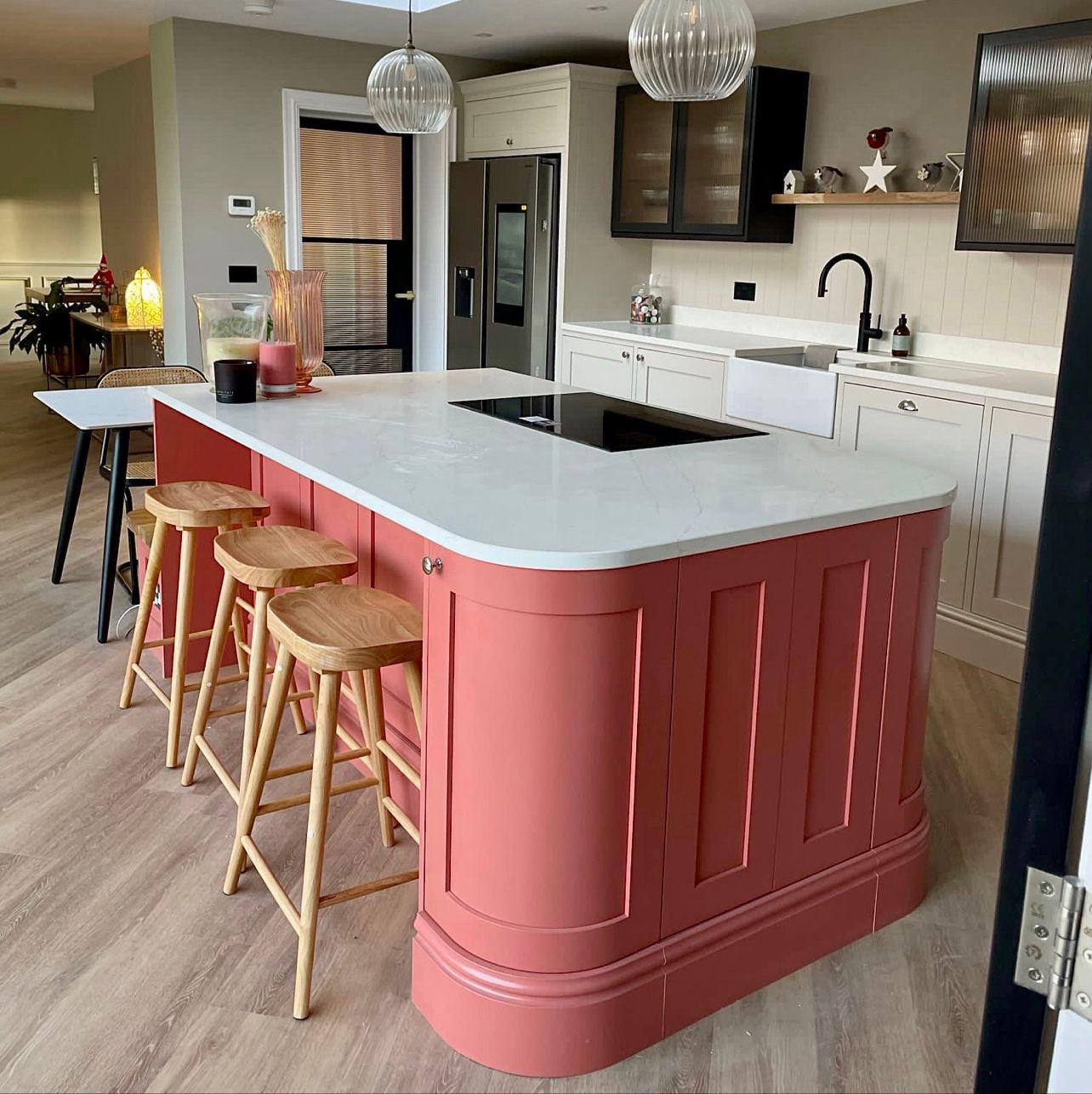 กำหนดเอง