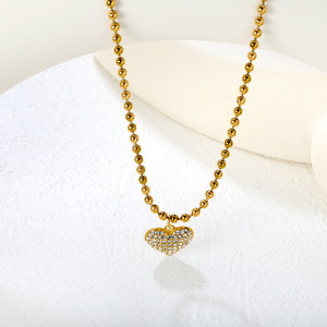 สร้อยคอรูปหัวใจชุบทองทำจากสแตนเลสสตีลพร้อมจี้เพชรสำหรับผู้หญิงใส่ได้ทุกวัน - Product Image 3