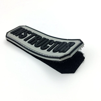Écusson en caoutchouc PVC brodé en 3D personnalisé avec logo, crochet et boucle, étiquette en PVC pour vêtements, nom de marque, écusson en PVC pour doudoune