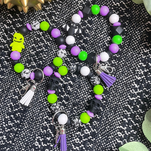 LLavero de pulsera de silicona para hombre, pulsera personalizada de murciélago, Oogie Boogie, Halloween - Product Image 1