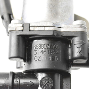 Vanne de dérivation de liquide de refroidissement Womala OE 31461924 Vanne de commande de chauffage HVAC pour <span class=keywords><strong>Volvo</strong></span> XC90 2016-2023 S90 (<span class=keywords><strong>2017</strong></span>-) V60 - Product Image 3