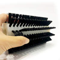 Brosse de nettoyage industrielle pour rouleaux cylindriques avec poils en nylon, taille personnalisable OEM