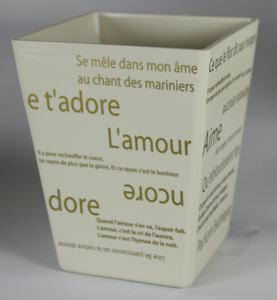 Pot de fleurs carré imprimé floral avec 6 couleurs, réutilisable, durable, léger, en plastique, design vintage pour la maison et le jardin - Product Image 3