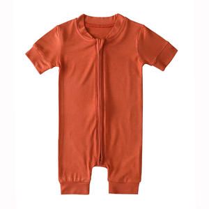 Tutina in bambù con pagliaccetto in bambù a manica corta personalizzata per bambini - Product Image 4