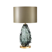 Nordic vintage dekoratif başucu metal modern mini İtalyan led lüks masa lambaları ve okuma lambaları