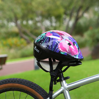 Casque professionnel pour enfants Coque supérieure en PVC / Coque inférieure en PVC Casque de vélo Casque de skateboard