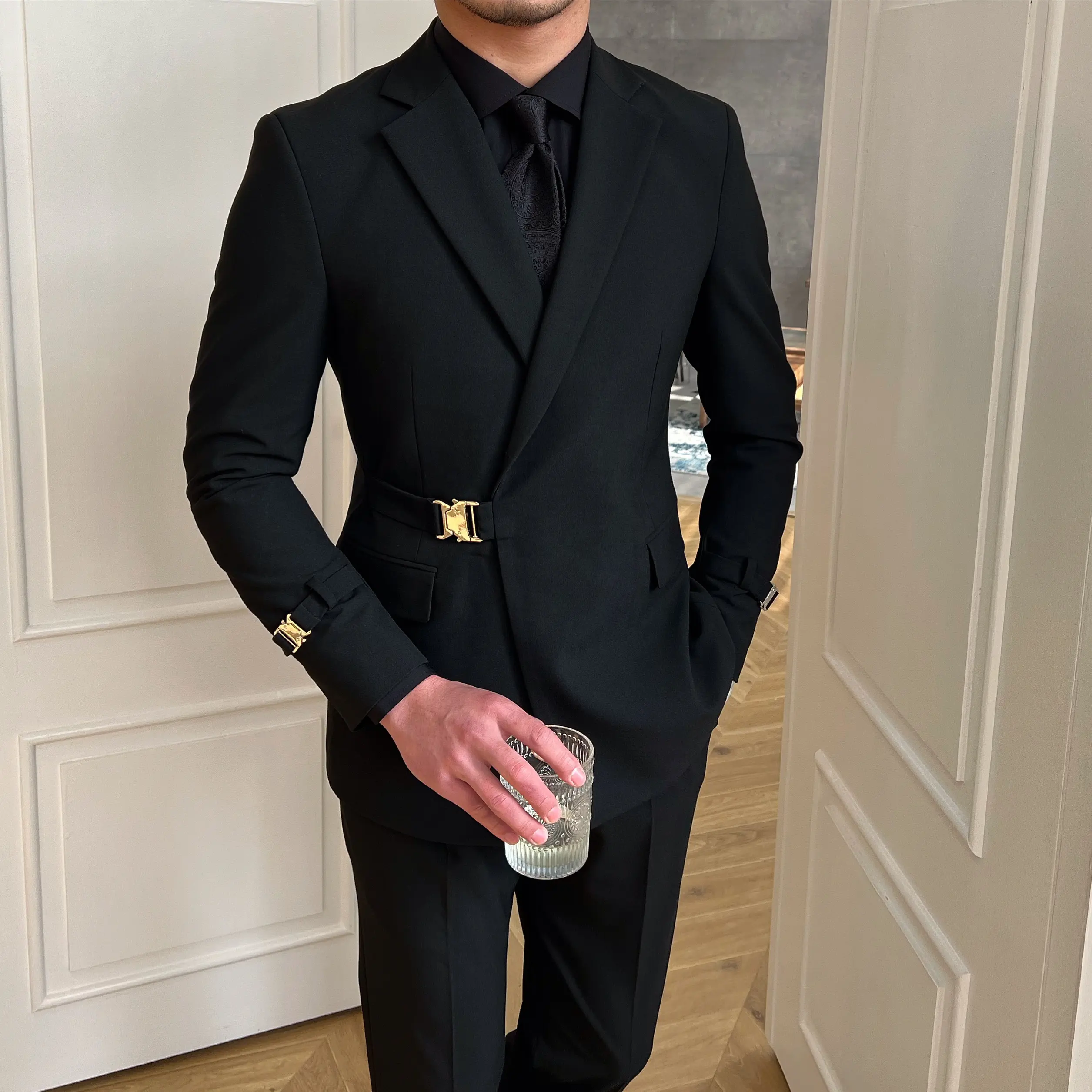 High-quality factory wholesale Asian Men 2022 fall fashion black suit wedding banquet suit personality trend