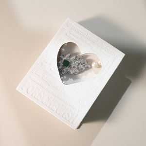 Caja de Regalo con Tapa Magnética Cuadrada y Ventana, Personalizada con Grabado en Relieve, para Libros, Joyas y Artículos de Papelería - Product Image 3