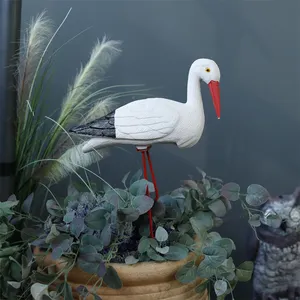 Kunststoff Außenbereich Terrasse Garten Ornamente Ausstellung rosa Flamingo Skulptur Harz künstlicher Stil Teich Dekor Vogel