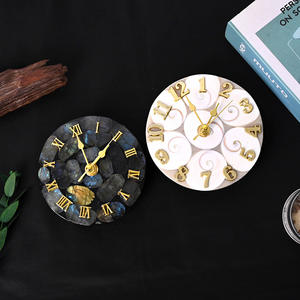 Shell Jade Moonstone Ornemental Comes Stand pour la décoration <span class=keywords><strong>de</strong></span> la maison Mascotte Cristal Artisanat Naturel Labradorite Disque Gravé Horloge - Product Image 2