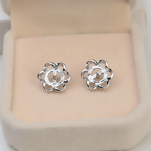 Pendientes de Plata S925 Wenchi con Perla de Agujero Pasante y Triángulo, Accesorios de Joyería DIY 8-9, Semiterminados, de Moda y Tendencia - Product Image 2