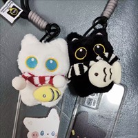 Porte-clés en peluche chat à grands yeux avec écharpe et cordon, breloque de sac virale en peluche moelleuse de dessin animé, pendentif en peluche doux personnalisé pour cadeau en gros